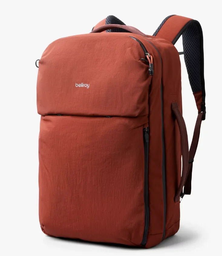 حقيبة ظهر خفيفة الوزن ومقاومة  - مراجعة Hiking Backpack Waterproof وسعره